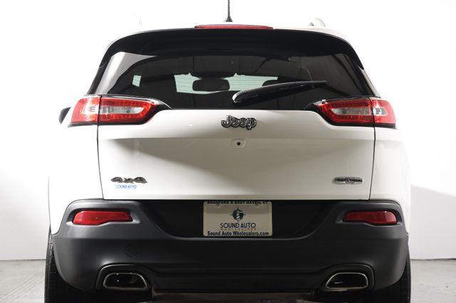 2016 Jeep Cherokee Latitude photo