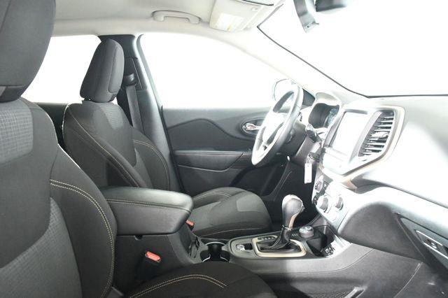 2016 Jeep Cherokee Latitude photo