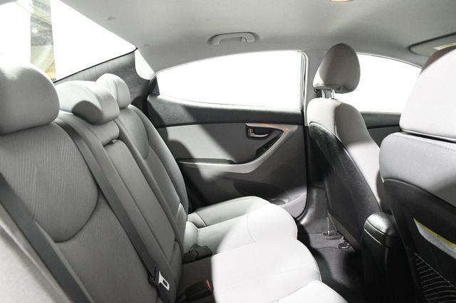 2013 Hyundai Elantra GLS photo