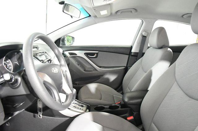 2013 Hyundai Elantra GLS photo