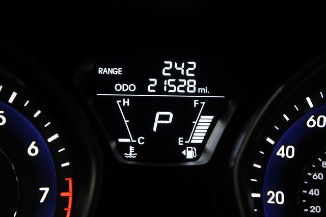 2013 Hyundai Elantra GLS photo