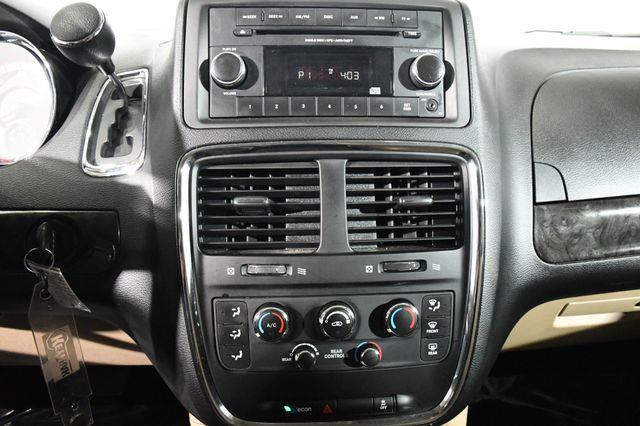 2013 Dodge Grand Caravan SE photo
