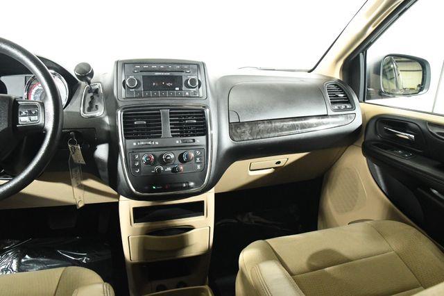 2013 Dodge Grand Caravan SE photo