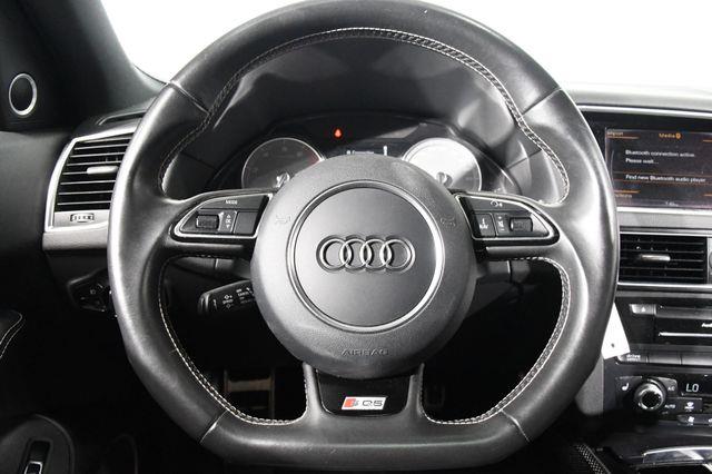 2016 Audi SQ5 Premium Plus photo