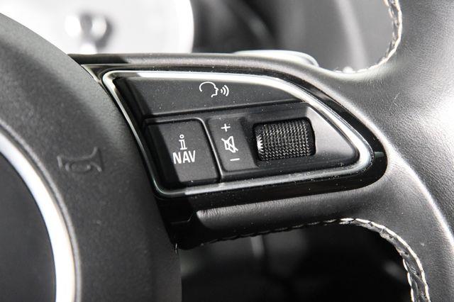 2016 Audi SQ5 Premium Plus photo