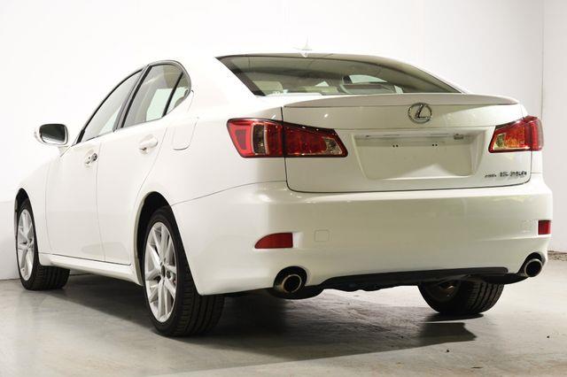 2013 Lexus IS 250 photo