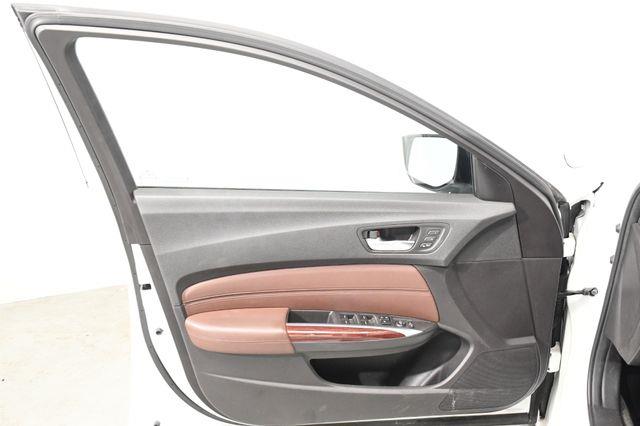 2016 Acura TLX Advanced photo