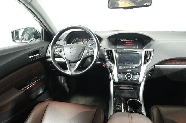 2016 Acura TLX Advanced photo