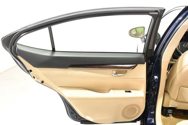 2013 Lexus ES 350 photo