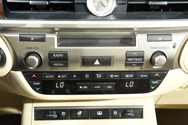 2013 Lexus ES 350 photo