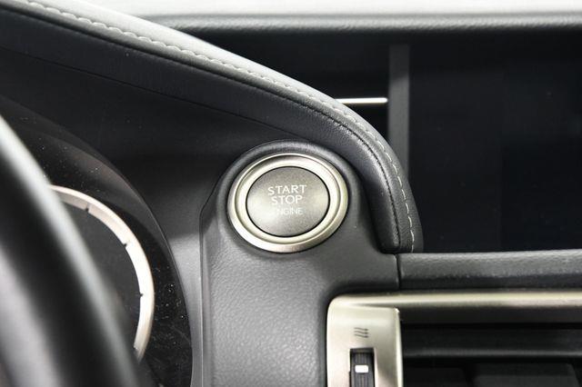 2016 Lexus IS 300 photo