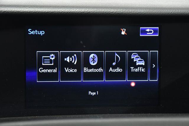 2016 Lexus IS 300 photo