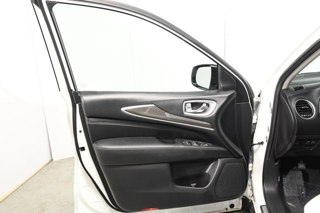 2016 Infiniti QX60 L photo