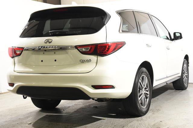 2016 Infiniti QX60 L photo