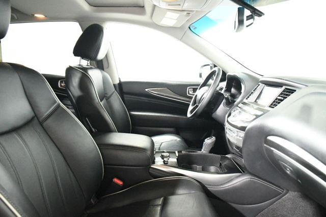 2016 Infiniti QX60 L photo