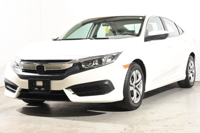 The 2016 Honda Civic LX photos