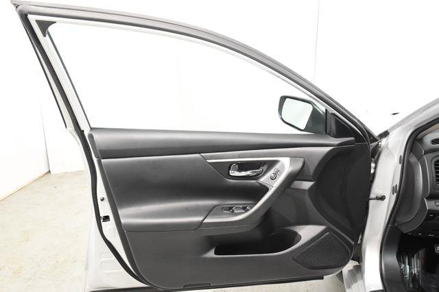 2016 Nissan Altima 2.5 S photo