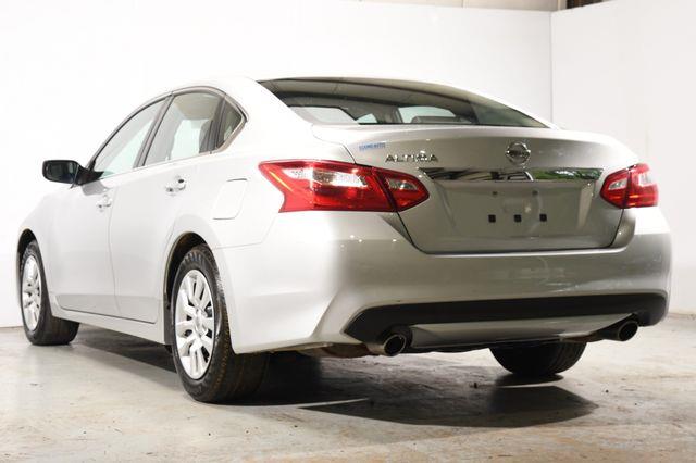 2016 Nissan Altima 2.5 S photo