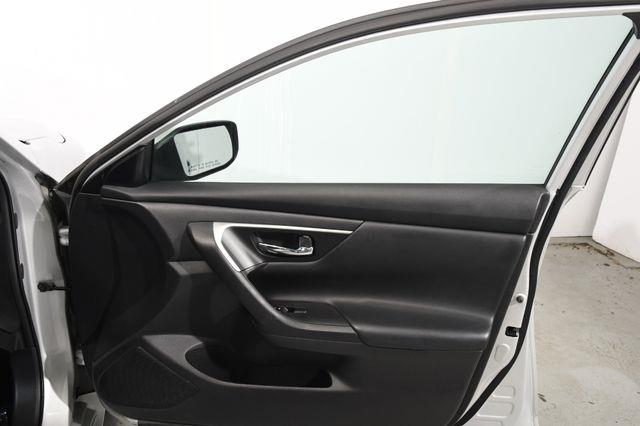 2016 Nissan Altima 2.5 S photo