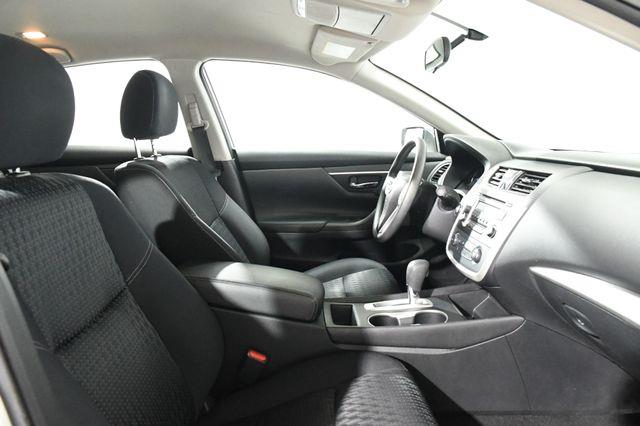 2016 Nissan Altima 2.5 S photo
