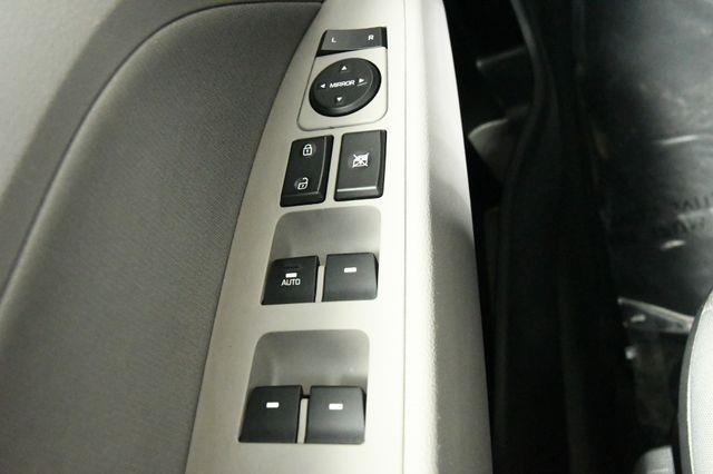 2017 Hyundai Elantra SE w/ Tech photo