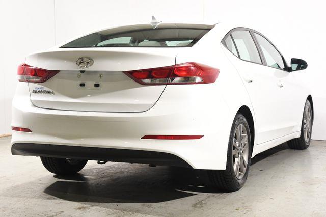 2017 Hyundai Elantra SE w/ Tech photo
