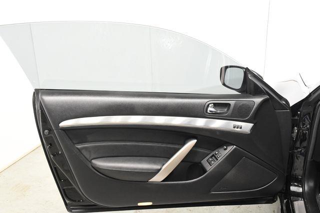 2014 Infiniti Integra photo