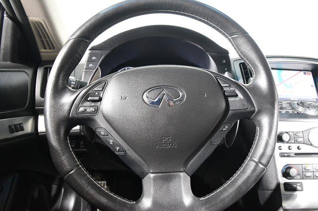 2014 Infiniti Integra photo