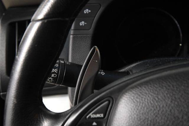 2014 Infiniti Integra photo