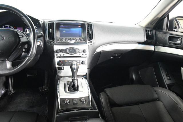 2014 Infiniti Integra photo