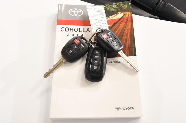 2014 Toyota Corolla L photo
