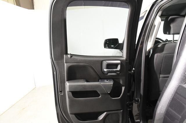 2016 Chevrolet Silverado 1500 LT w/ Navigation photo
