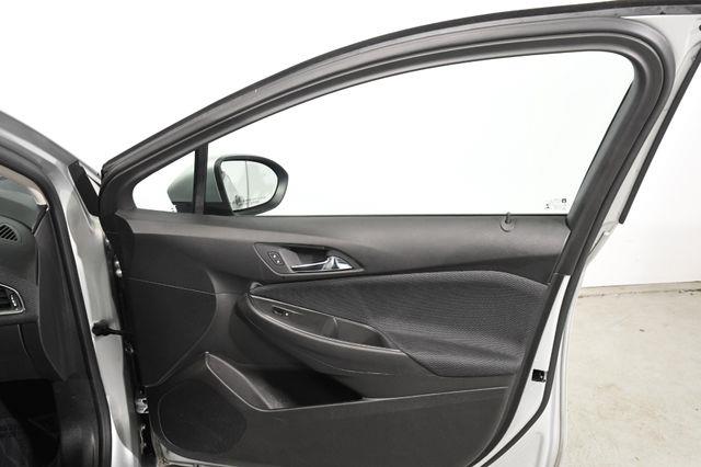 2016 Chevrolet Cruze LT photo