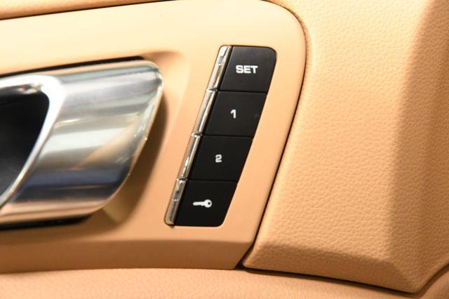2016 Porsche Cayenne S photo