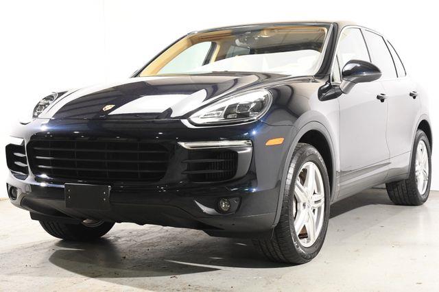 The 2016 Porsche Cayenne S photos