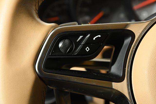 2016 Porsche Cayenne S photo