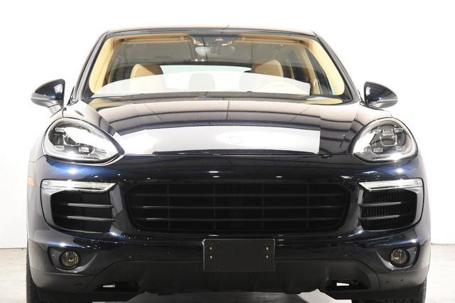 2016 Porsche Cayenne S photo