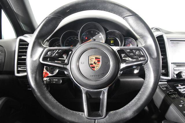 2016 Porsche Cayenne UTILITY photo