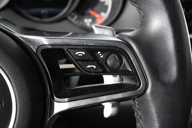 2016 Porsche Cayenne UTILITY photo