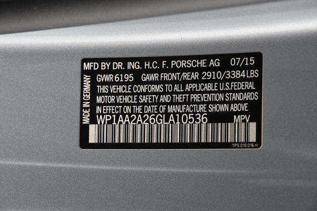 2016 Porsche Cayenne UTILITY photo