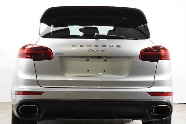 2016 Porsche Cayenne UTILITY photo