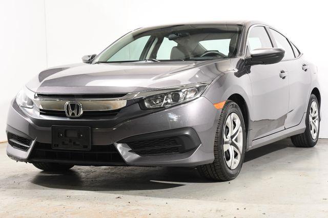 The 2016 Honda Civic LX photos