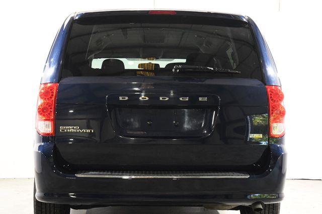 2016 Dodge Grand Caravan SE photo