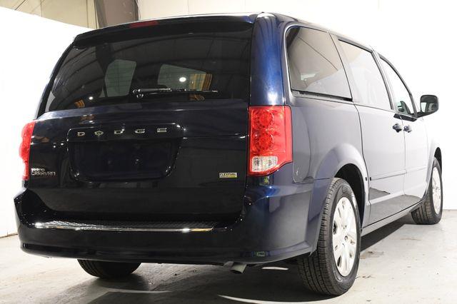 2016 Dodge Grand Caravan SE photo