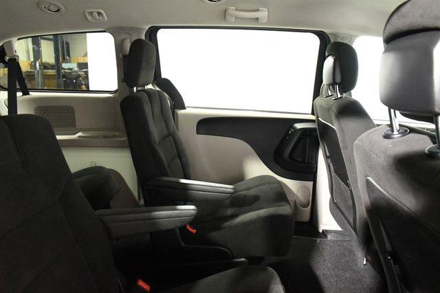 2016 Dodge Grand Caravan SE photo