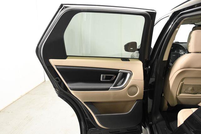 2016 Land Rover Discovery Sport photo