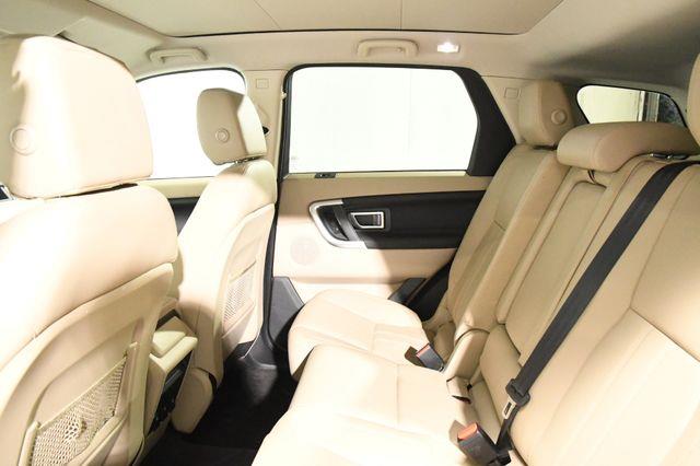 2016 Land Rover Discovery Sport photo