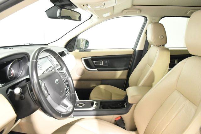 2016 Land Rover Discovery Sport photo