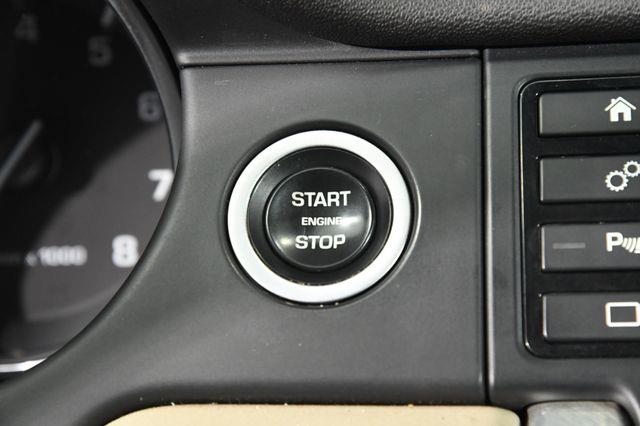 2016 Land Rover Discovery Sport photo
