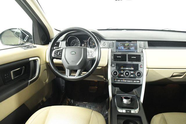 2016 Land Rover Discovery Sport photo